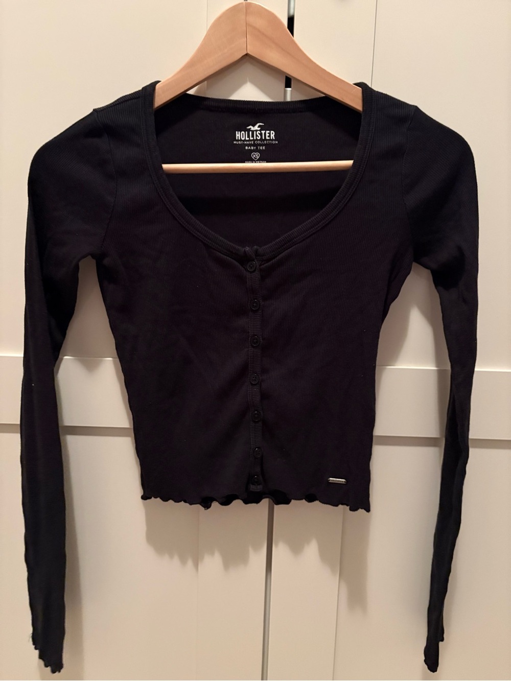 Hollister Black Ribbed Button-Front Scoop Neck Top